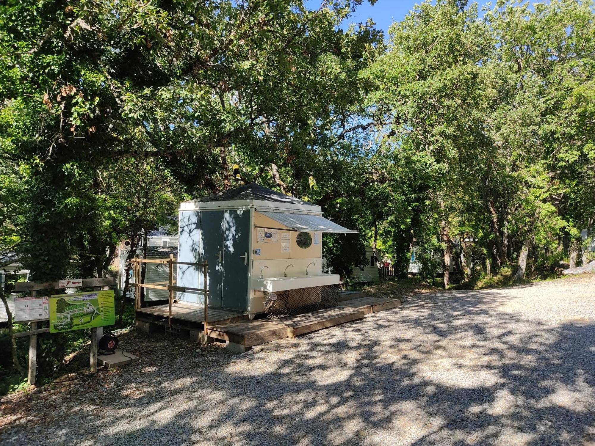 Camping La Grangeonne Esparron-de-Verdon Exterior photo